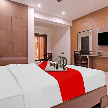 Hotel 19 West Yeni Delhi Dış mekan fotoğraf